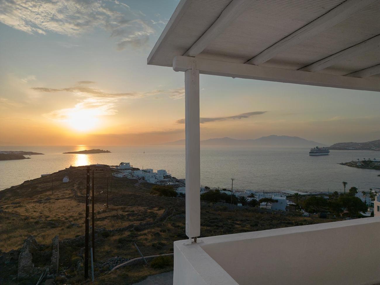 Апартаменты Feel Breeze Mykonos Town Экстерьер фото